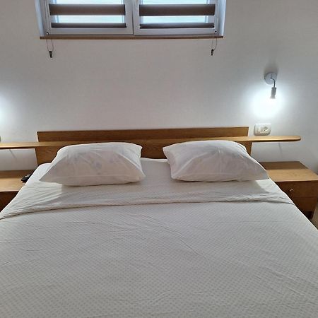 Gvacic House Daire Supetarska Draga Dış mekan fotoğraf