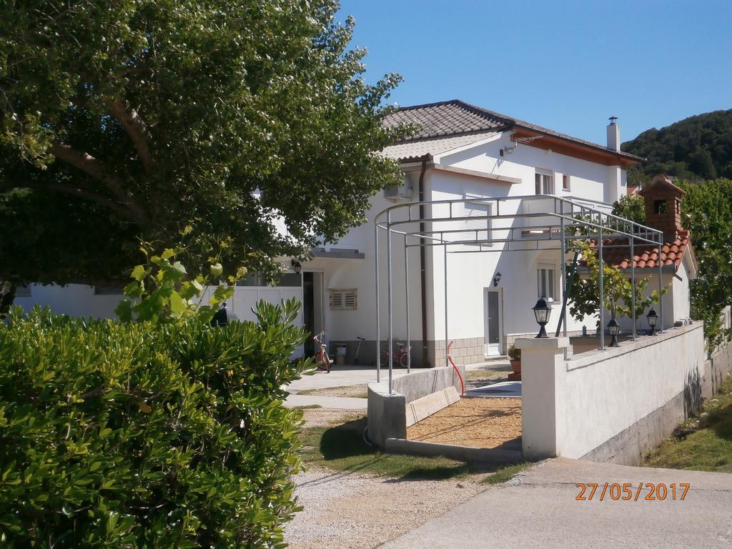 Gvacic House Daire Supetarska Draga Dış mekan fotoğraf